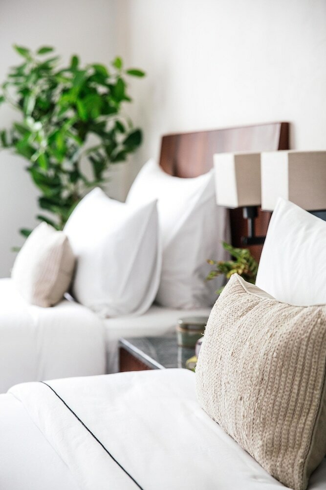Hotel Treeline Urban Resort