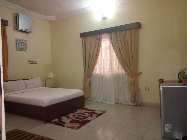 Hotel Zeina Suites Abuja