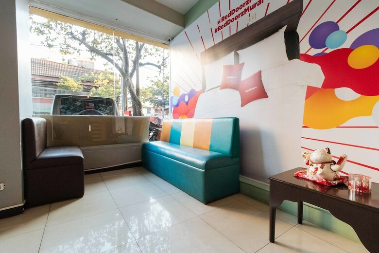 Hotel Reddoorz Plus @ Tayuman Manila