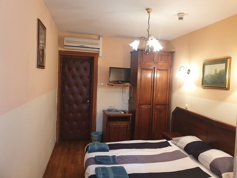 Hotel Casa Latina