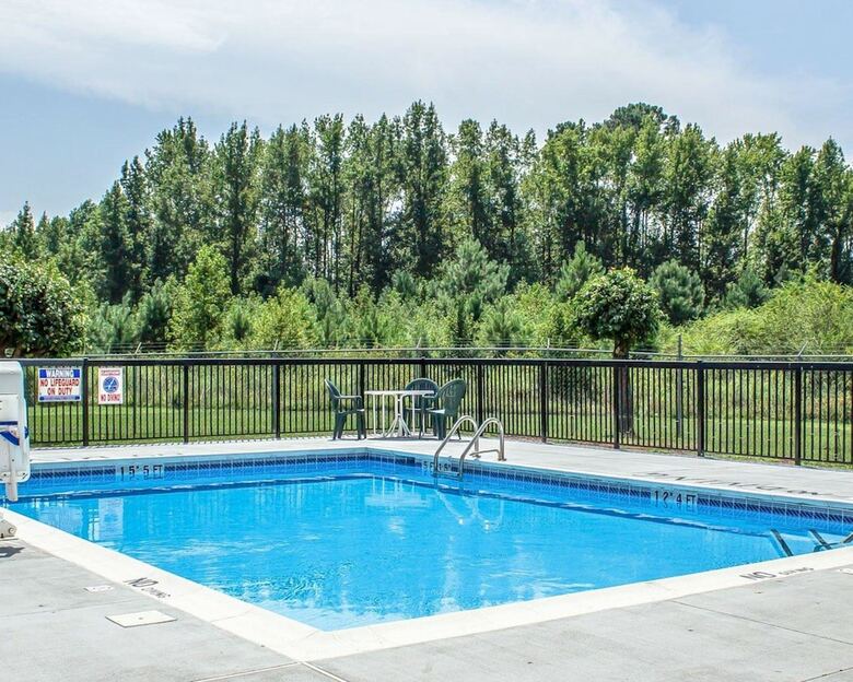 Hotel Comfort Inn Dunn Near I-95