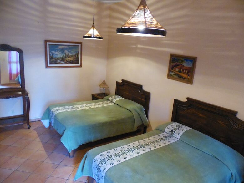 Hotel Plaza Del Sol
