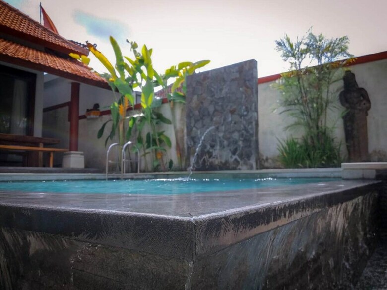 Hotel Sridhana House