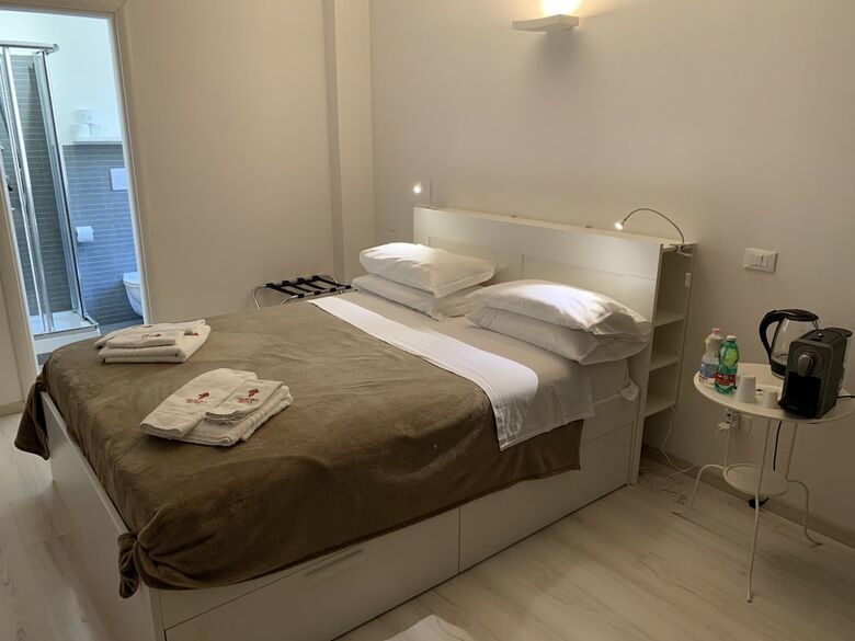 Hotel Tiburtina Suites