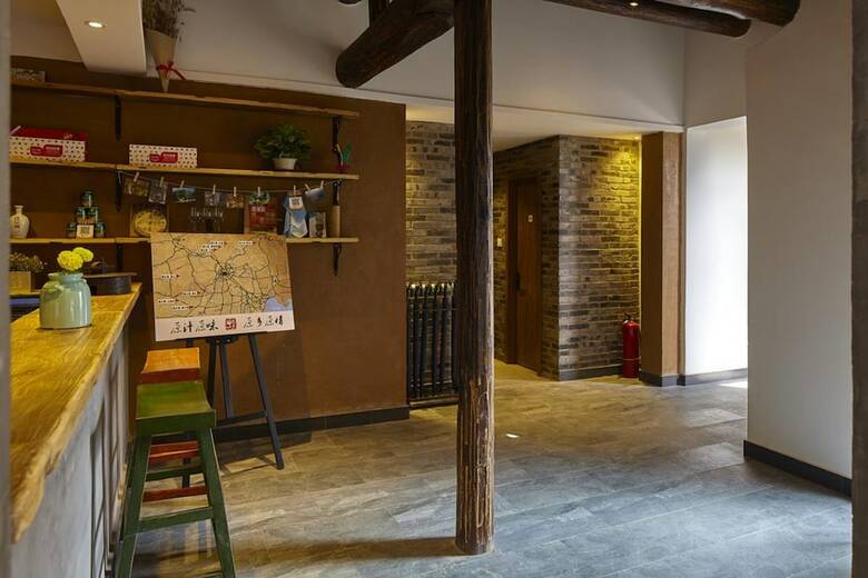Hotel Home Coming Persimmon Furrow