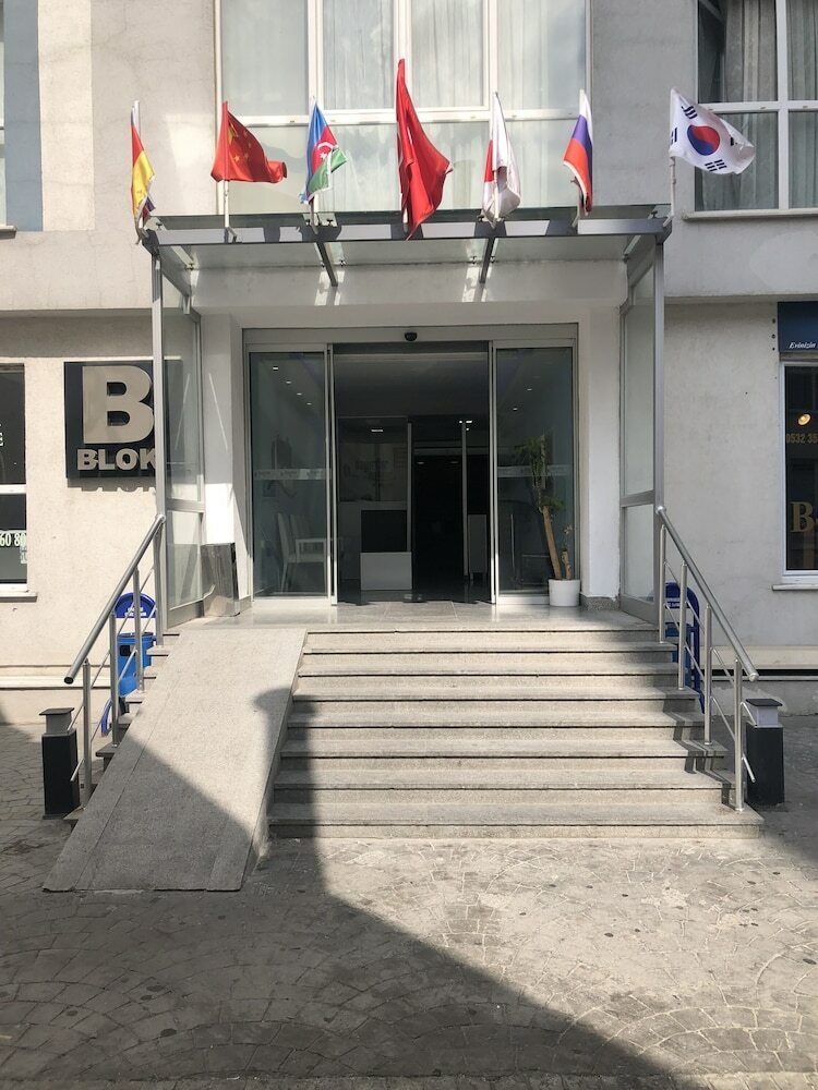 Hotel Sefa House