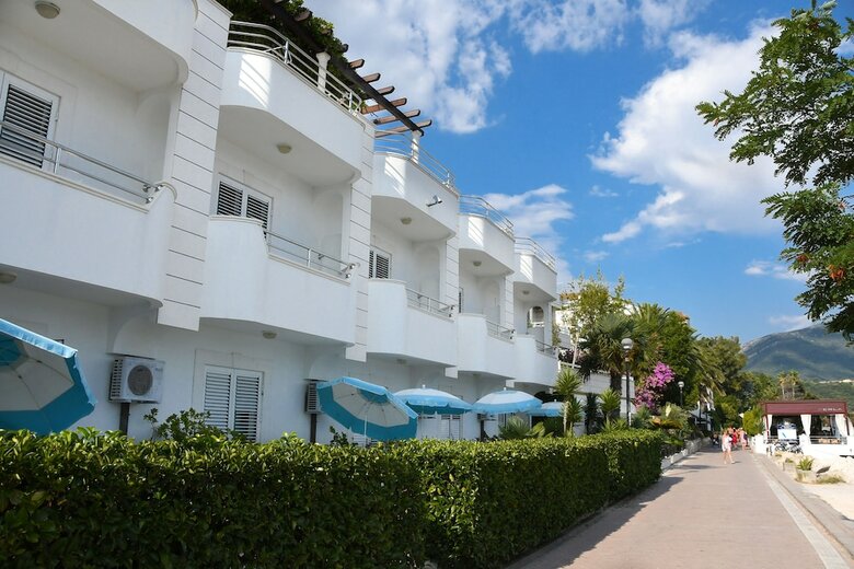 Hotel Perla - Annexes