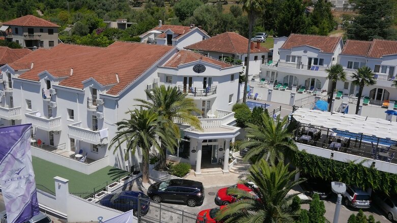 Hotel Xanadu