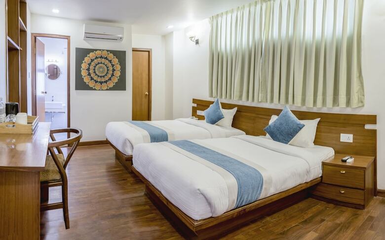 Hotel Timber House