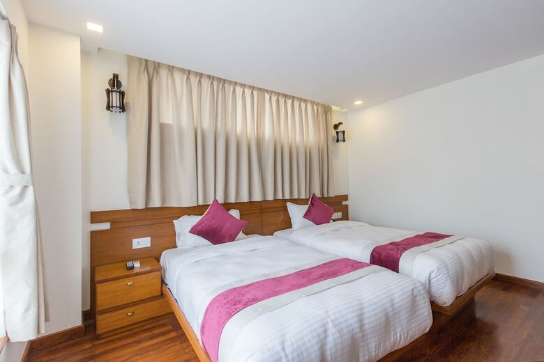 Hotel Timber House