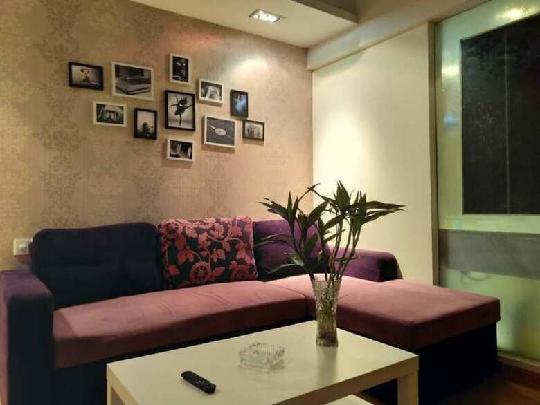 Nanjing Zeyi Projector Apartment