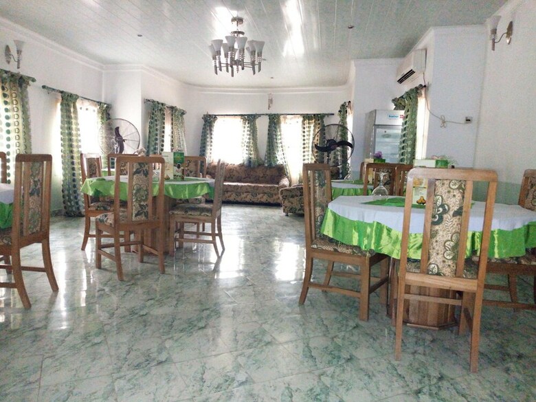 Adent Hotel And Event Centre