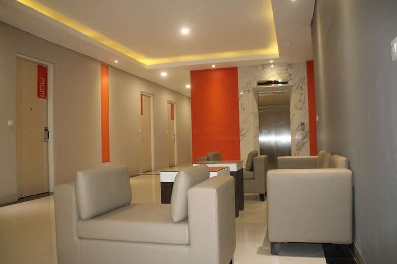 Emerald Hotel
