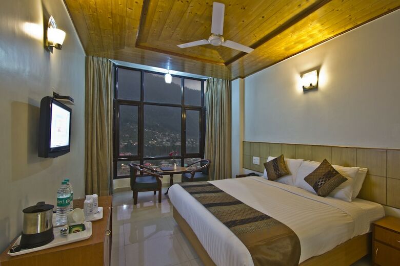 Broadways Inn - Hotel, Resort & Spa