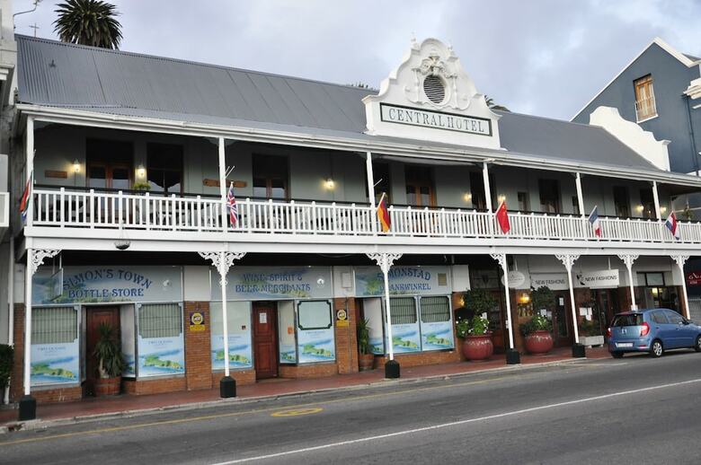 Bed & Breakfast Central Hotel Guest House