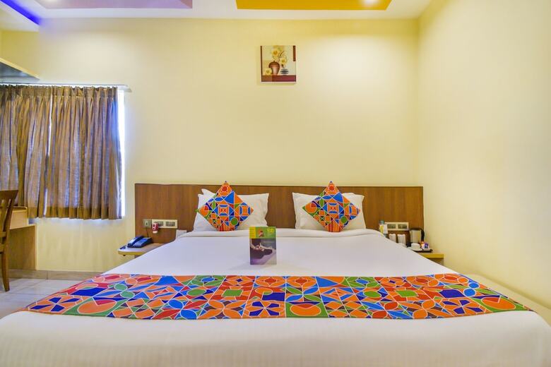 Fabhotel Thaneegai Residency