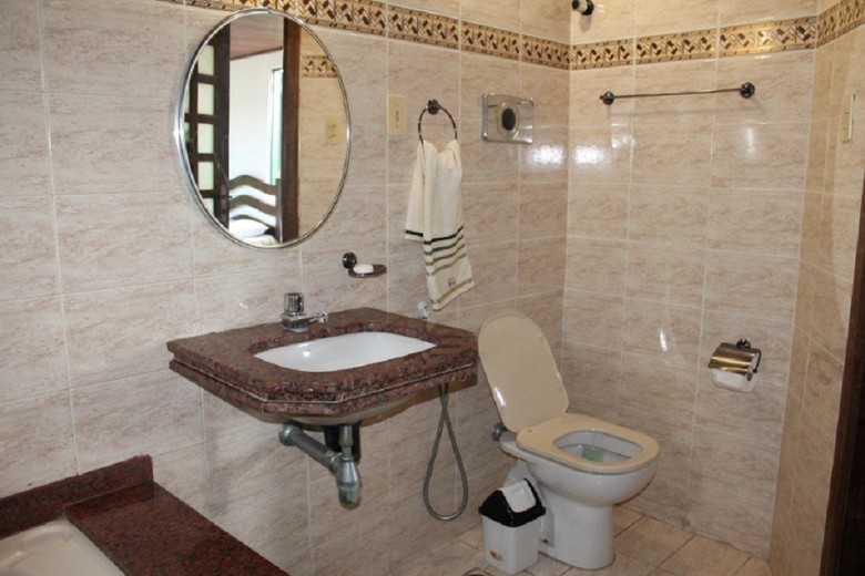 Irawo Hotel