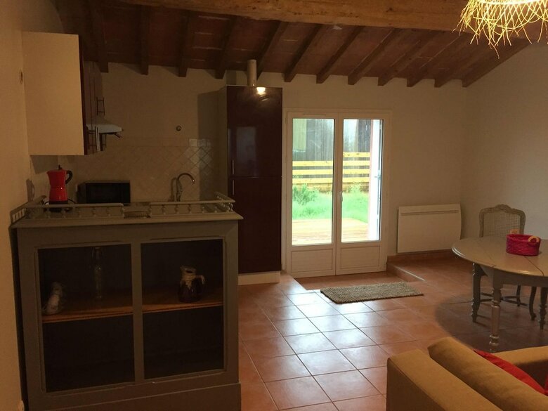 Domaine En Castanet - G�te La Bergerie