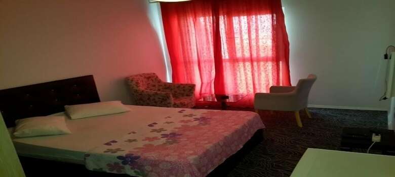 N Suites