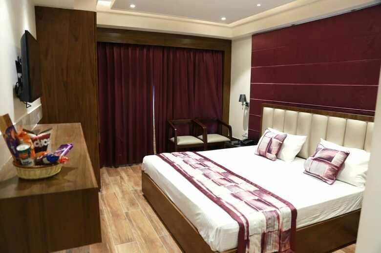 Hotel Mahaveer B&B