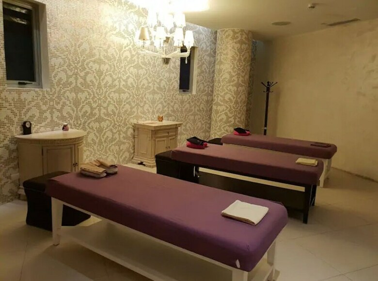 Azure Luxury Beach Suites By Vacationsph