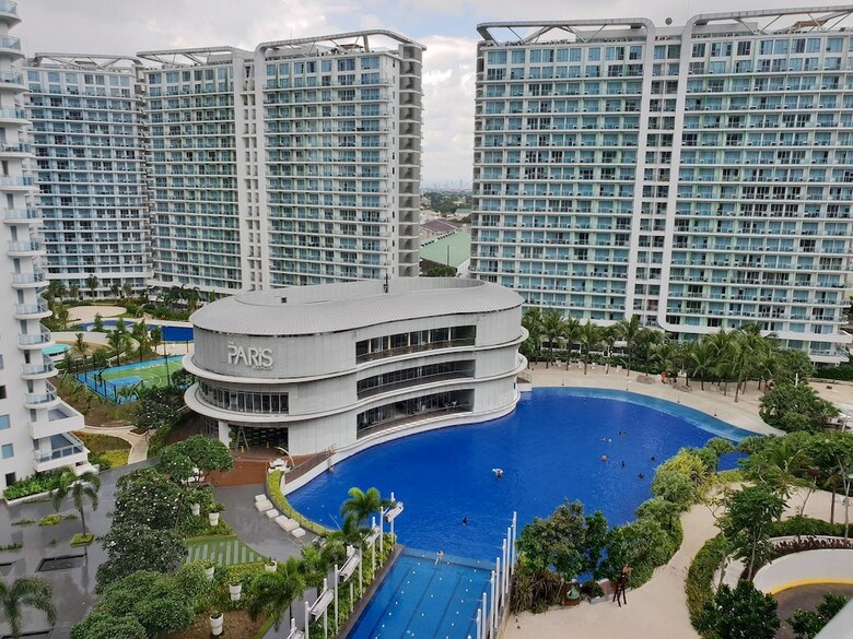 Azure Luxury Beach Suites By Vacationsph