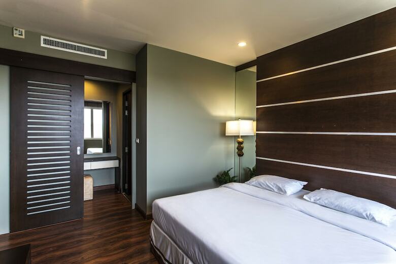 The Tepp Aparthotel