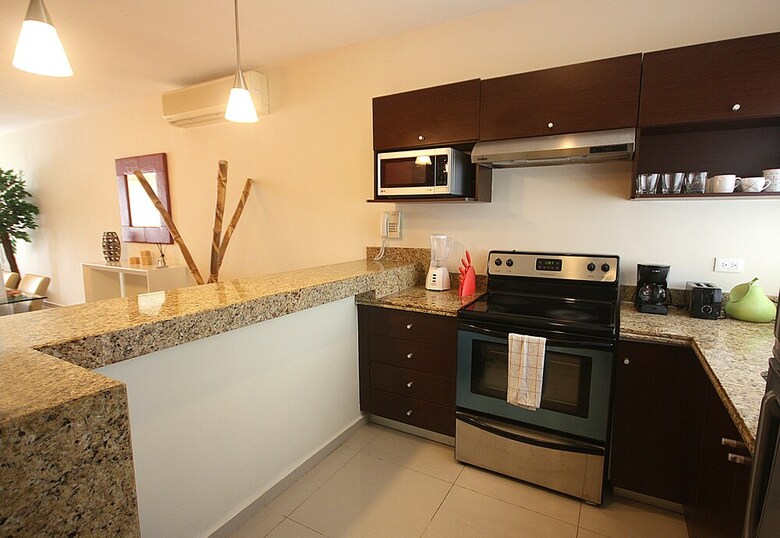 Apartamentos Sabbia  Dowtown Condos By Mikitito Rentals