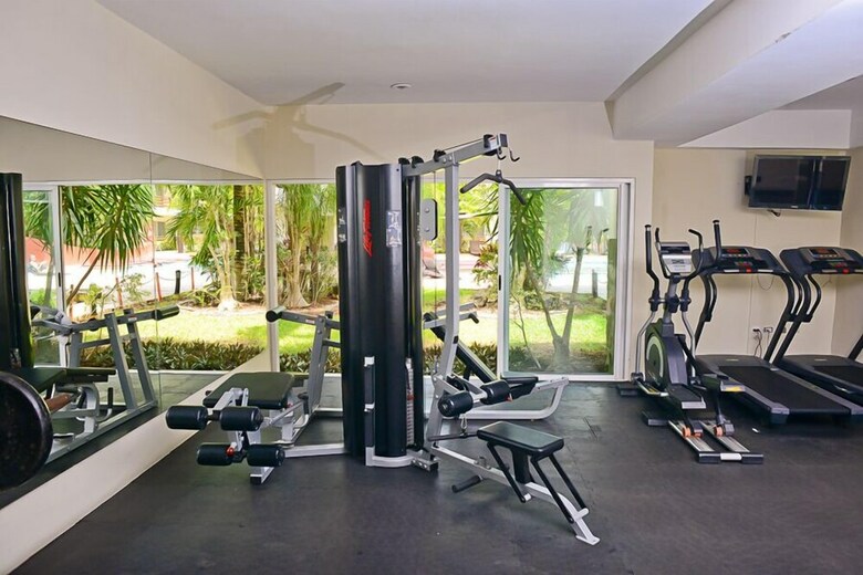 Apartamentos Sabbia  Dowtown Condos By Mikitito Rentals