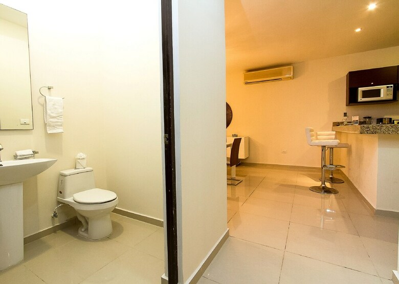 Apartamentos Sabbia  Dowtown Condos By Mikitito Rentals