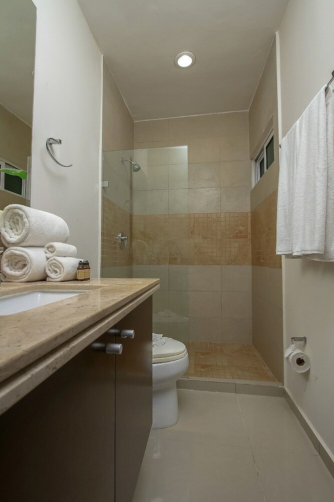 Apartamentos Sabbia  Dowtown Condos By Mikitito Rentals