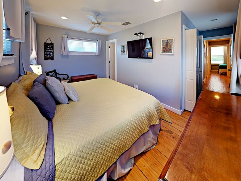 17 Royal Palms - Three Bedroom Home