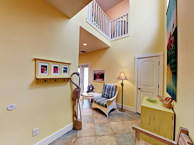 Banyan Beach House - Three Bedroom House