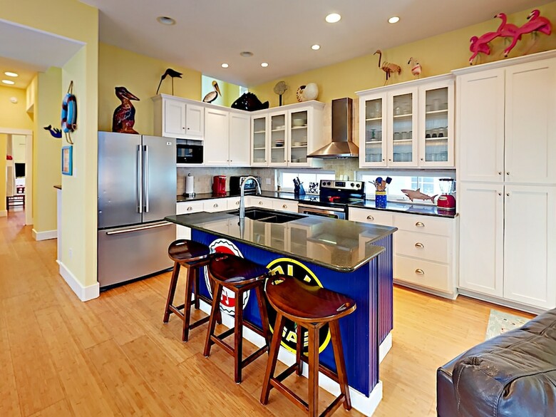 Banyan Beach House - Three Bedroom House