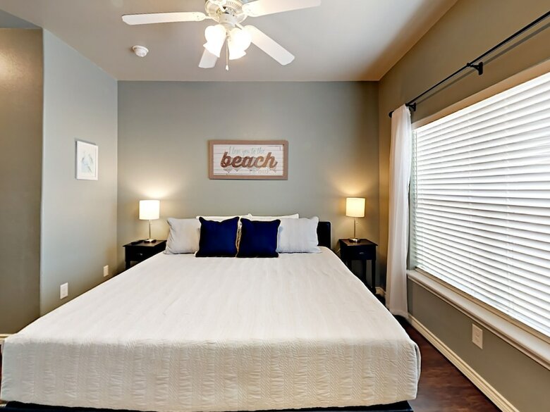 Coconutties - Three Bedroom Condo