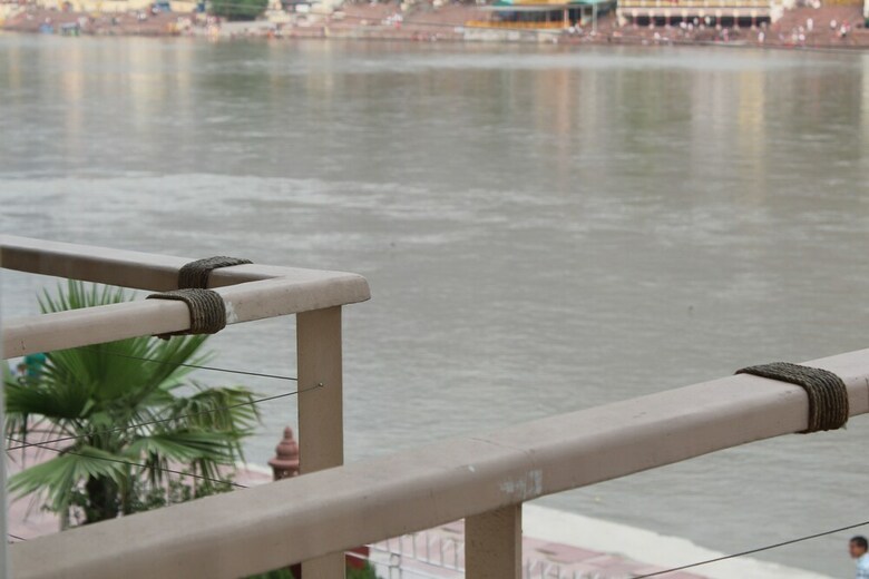 Hotel Yog Niketan By Sanskriti