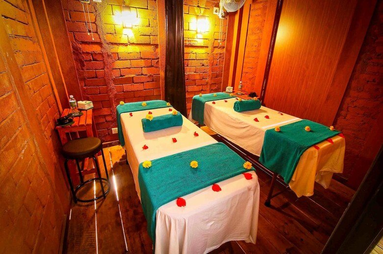 Hotel Elephas Resort & Spa