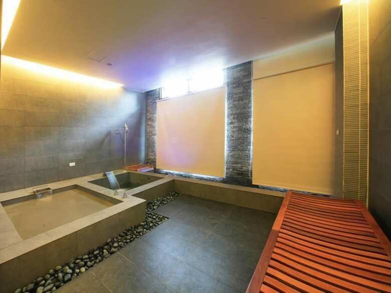 Bed & Breakfast Chin -ya Hot Spring Hotel