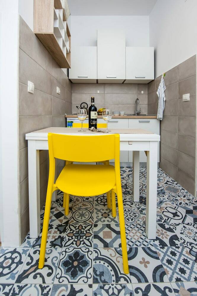 Hotel Apartments & Rooms Chiara