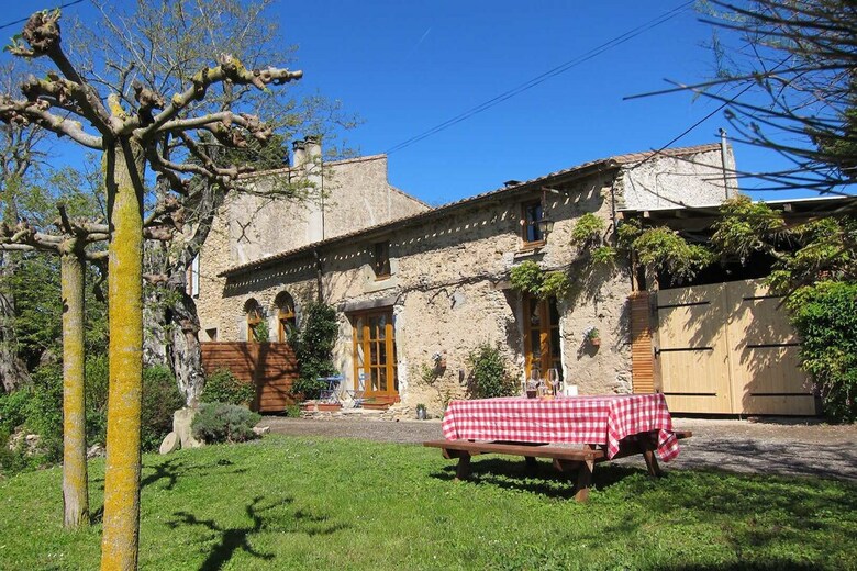 Domaine De La Bade - In A Rural Location