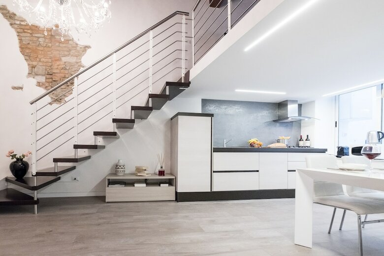 Silver Novella Luxury Apartment