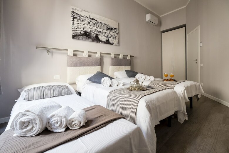 Silver Novella Luxury Apartment