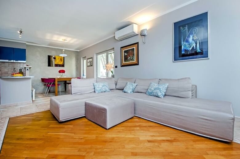 Apartment Leonarda