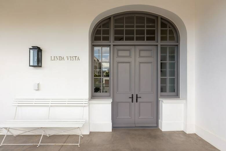 Linda Vista