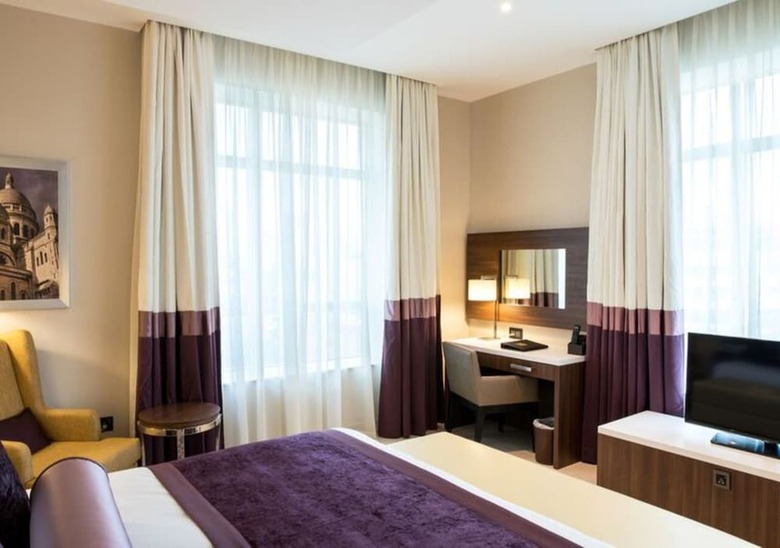 The Envoy Hotel