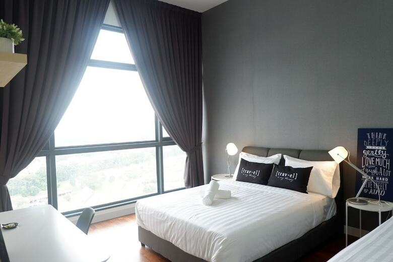 Flexiasia Bayview Apartment