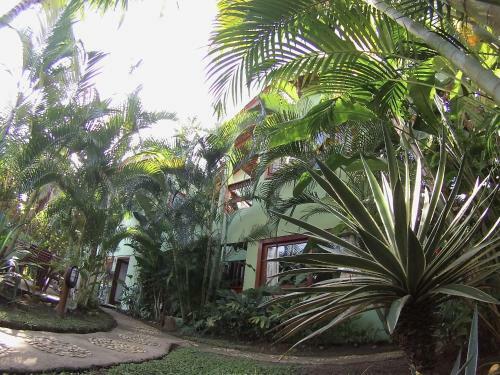 Hostal Pousada Maanain
