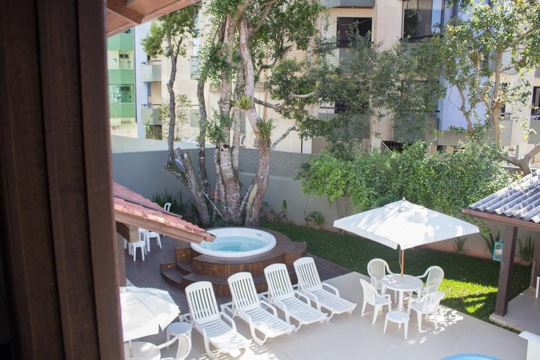 Hostal Beach House Floripa