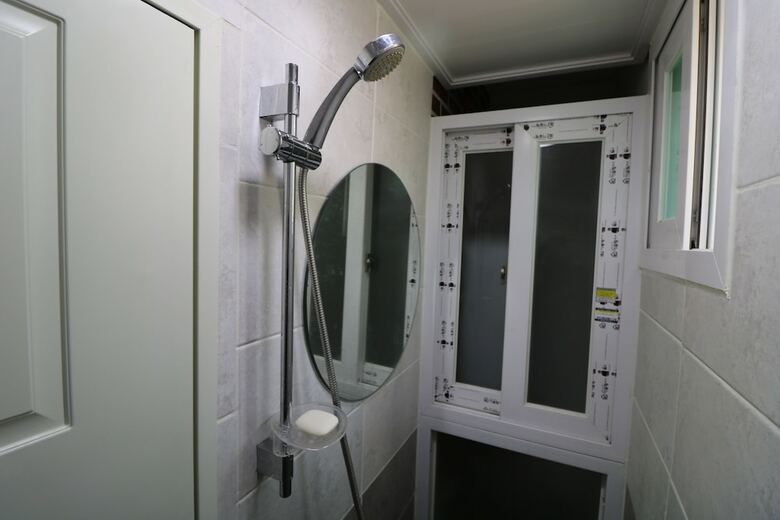 Hostal Four Seasons House - Hostel, Women Only