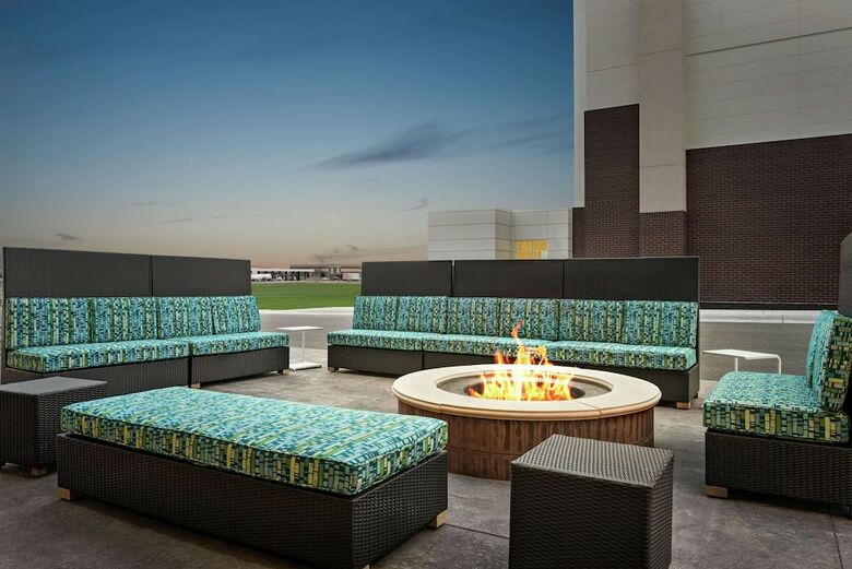 Hotel Home2 Suites By Hilton Brooklyn Park Minneapolis